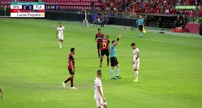 Dorival defende Paquetá após expulsão: "Foi no instinto, não há desleixo"