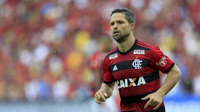 Pai de Diego Ribas diz que não tem conversas com o Santos