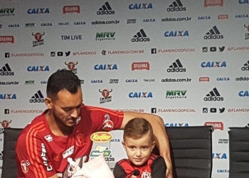 Réver pede ponto final no caso Diego Alves no Flamengo: "Faltou um pouco de maturidade a nós"