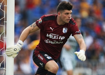 Situação do Flamengo mira Tiago Volpi para o gol; oposição quer conversar com Diego Alves