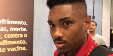 Vitinho lamenta chance perdida contra o São Paulo: "Poderia dar a vitória"