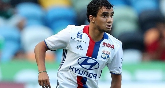 Chapa da situação encaminha conversa por lateral Rafael, do Lyon, para o Flamengo