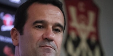 Conselho do Fla homologa chapas e mantém restrição para Ricardo Lomba