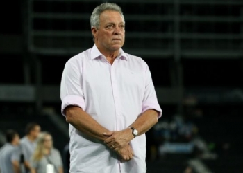 Flamengo acerta com Abel Braga e prepara anúncio de técnico para próximos dias