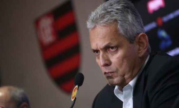 Sem novela por técnico, Flamengo evita drama vivido no início de 2018
