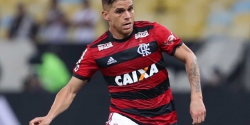 Agente se reunirá com a nova direção e deixa futuro de Cuéllar no Flamengo em aberto