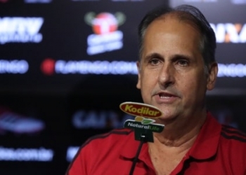 Carlos Noval aceita convite de Landim e segue como diretor de futebol do Flamengo
