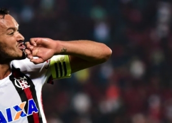 Fla decide não igualar oferta e Réver se aproxima de retorno ao Atlético-MG