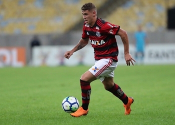 Flamengo e CSA se acertam por empréstimo de Matheus Savio