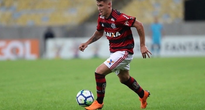 Flamengo e CSA se acertam por empréstimo de Matheus Savio