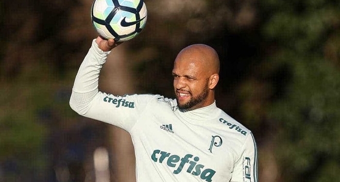 Flamengo entra em contato e marca reunião com empresário de Felipe Melo