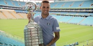 Flamengo faz sondagem por Luan, do Grêmio, e estuda proposta por atacante tricolor