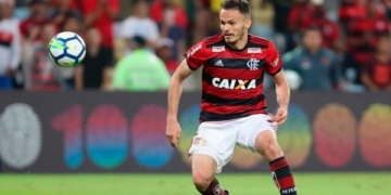Flamengo recebe proposta por Renê, diz Eric Faria
