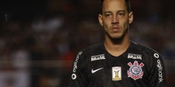 Flamengo recua diante de valores e negociações por Rodriguinho, emperram