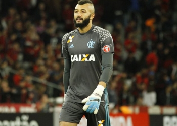 Fora dos planos do Flamengo, Muralha retorna mas será negociado