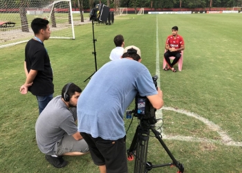 Lucas Paquetá diz que Leonardo foi fundamental na escolha pelo Milan: "Plano de carreira"