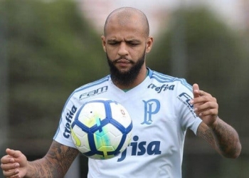 Negociação entre Flamengo e Felipe Melo esfria após vazamento de informações