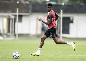 Presidente do Santos diz que não vende Bruno Henrique para o Flamengo