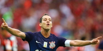 Rodriguinho se anima com valores, e Flamengo aguarda eleição para acerto