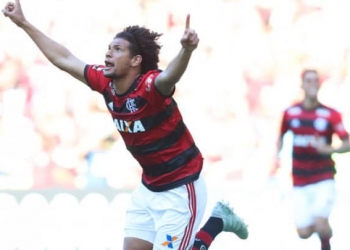 São Paulo abre conversas para contratar Willian Arão