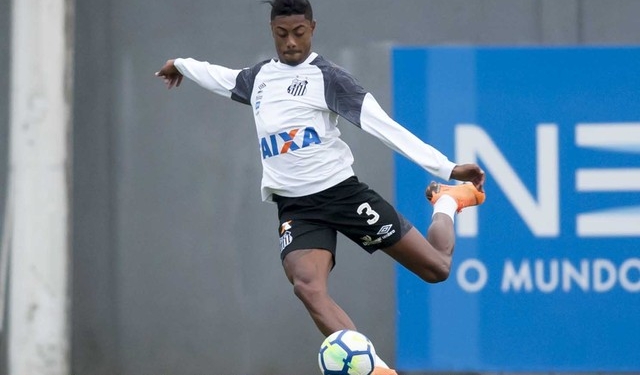 Veto à saída de Bruno Henrique do Santos irrita agente: "A proposta do Flamengo é muito melhor"