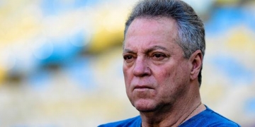 Abel tem missão de lidar com trauma no Fla e transformar dinheiro em título