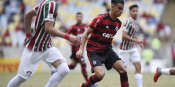 Após adiamento por surto de caxumba, Flamengo e Fluminense decidem a Copa do Brasil sub-17