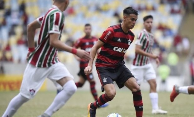 Após adiamento por surto de caxumba, Flamengo e Fluminense decidem a Copa do Brasil sub-17