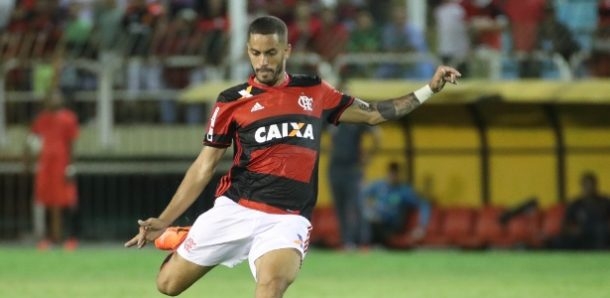 Flamengo encaminha empréstimo de volante Rômulo para o Grêmio