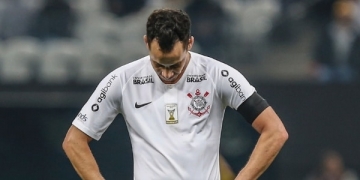 Fla estuda Rodriguinho decisivo do Corinthians, mas fase no Egito é oposta