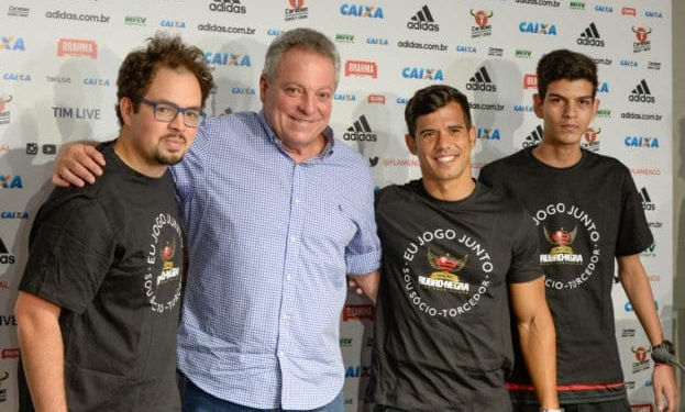 Abel Braga é oficialmente apresentado como treinador do Flamengo para 2019