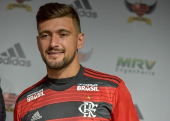 Arrascaeta chega confiante ao Flamengo: "Desafio é ganharmos tudo"