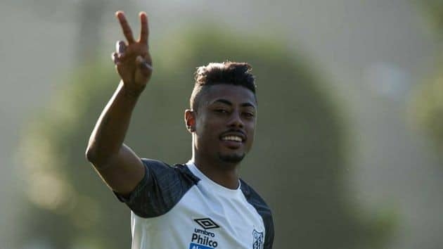Bruno Henrique desembarca nesta terça no Rio para assinar por três anos com o Flamengo