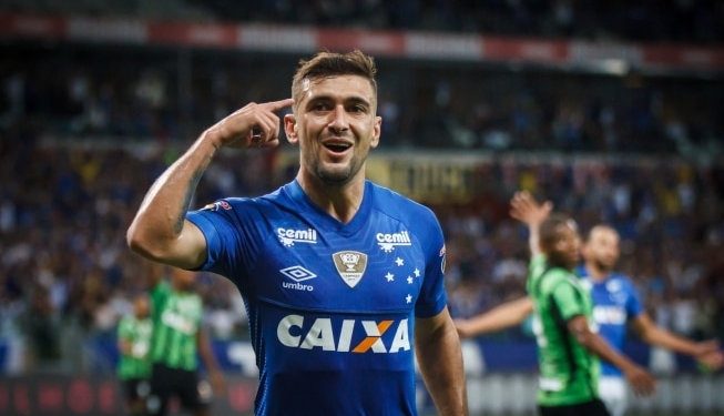 Detalhes da proposta do Flamengo ao Cruzeiro por Arrascaeta