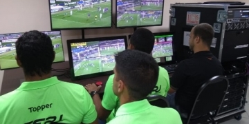 Ferj inaugura sala de treinamento de VAR para o Carioca em sua sede