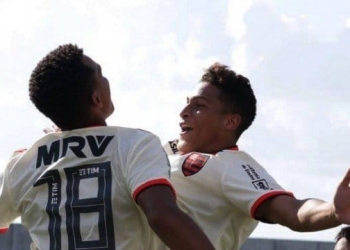 Flamengo goleia o Jaguariúna por 4 a 0 e se classifica para a segunda fase da Copinha