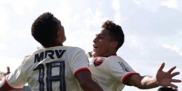 Flamengo goleia o Jaguariúna por 4 a 0 e se classifica para a segunda fase da Copinha