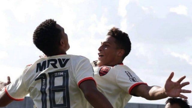 Flamengo goleia o Jaguariúna por 4 a 0 e se classifica para a segunda fase da Copinha
