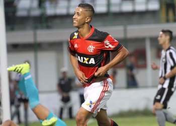 Flamengo inicia contatos por Jorge e aguarda janela europeia para avançar