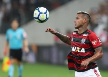 Flamengo pede R$ 11 milhões por Trauco, que volta com situação indefinida e San Lorenzo na cola