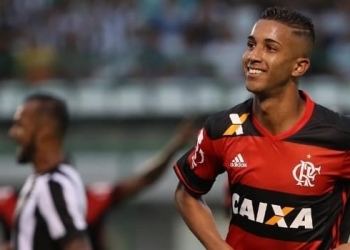 PVC detalha negócio por Jorge: "Ele quer jogar no Flamengo"