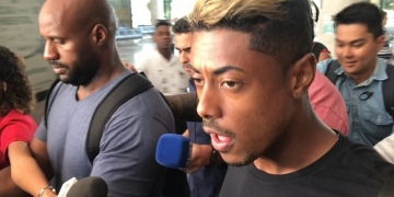 Quarto reforço do Fla, Bruno Henrique chega ao Rio falando em "conquistar títulos"