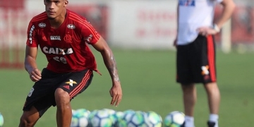 Quem é Rafael Santos? Conheça a surpresa na lista de inscritos do Flamengo na Libertadores 2019