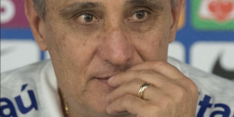 Tite envia recado de apoio a Jhonata Ventura, jovem do Fla: 'Muito digno'