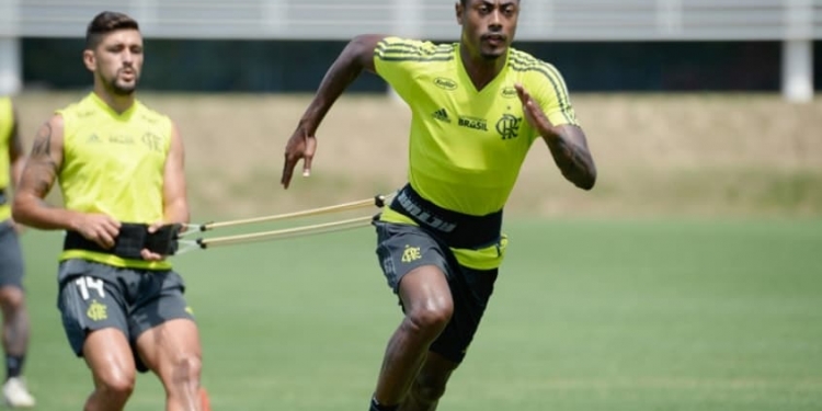 Artilheiro do Fla no ano, Bruno Henrique pode voltar contra a Lusa