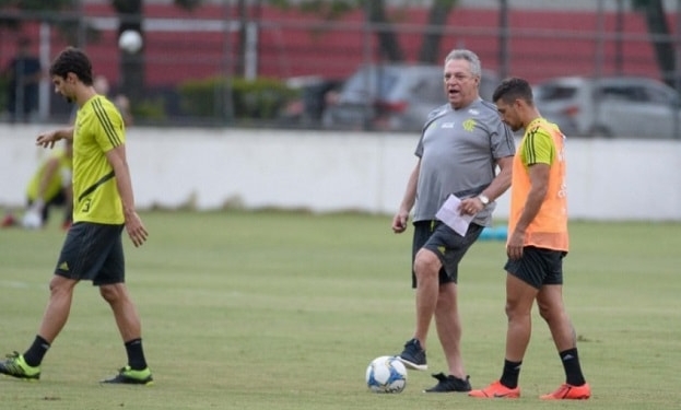 Visando a estreia da Libertadores, Fla faz ensaio geral diante da Portuguesa