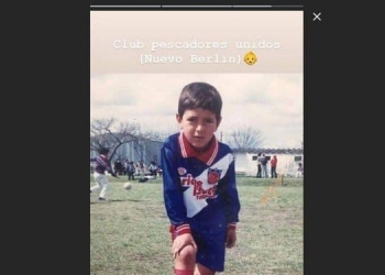 Após primeiro gol pelo Flamengo, Arrascaeta posta foto da infância no futebol