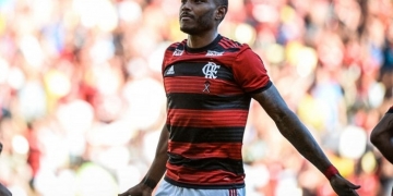 Com gols como combustível, Vitinho ganha fôlego para acabar com sua gangorra no Flamengo