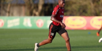 Flamengo conclui empréstimo de Jean Lucas ao Santos