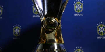 CBF irá propor assumir custo do VAR e restrição a trocas de técnicos